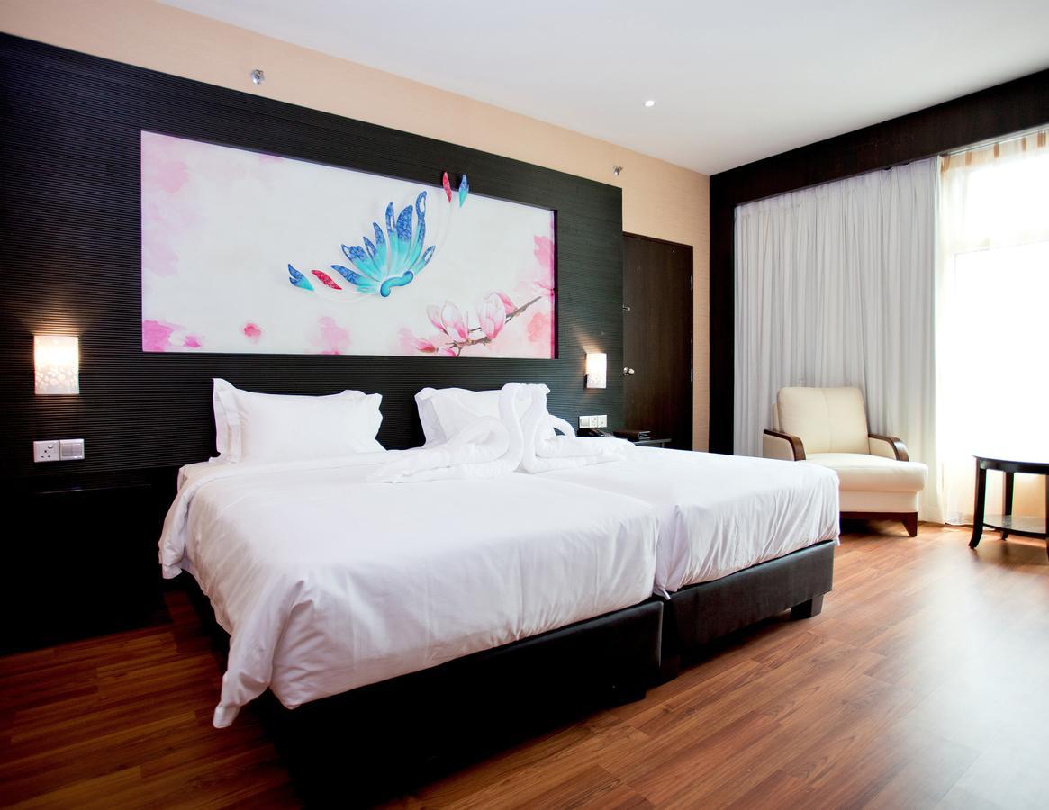 Vouk Hotel Suites, Penang George Town Eksteriør billede