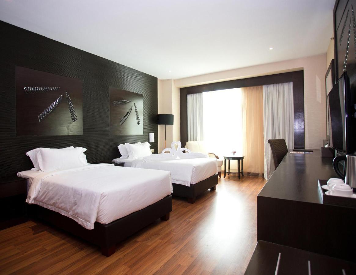 Vouk Hotel Suites, Penang George Town Eksteriør billede